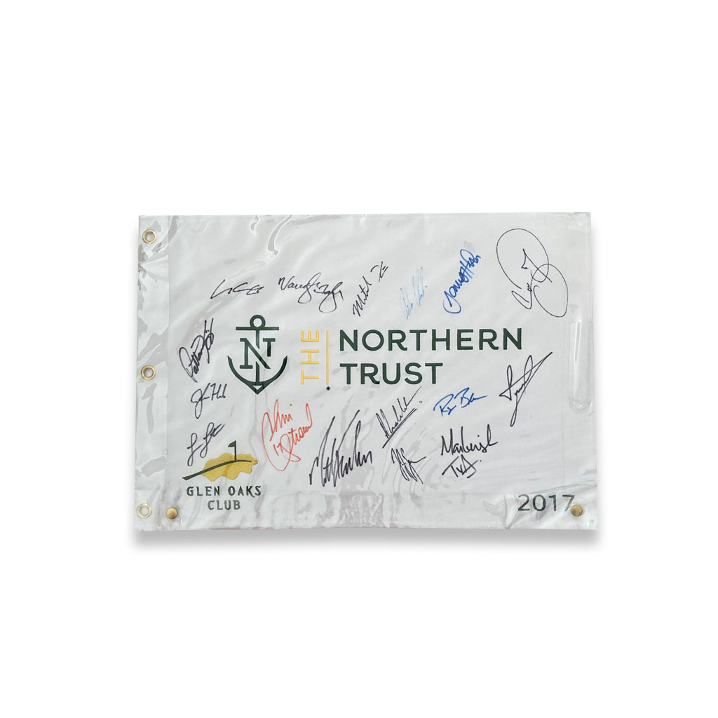 Drapeau Northern Trust Fedex Cup 2017 autographié par 17 joueurs